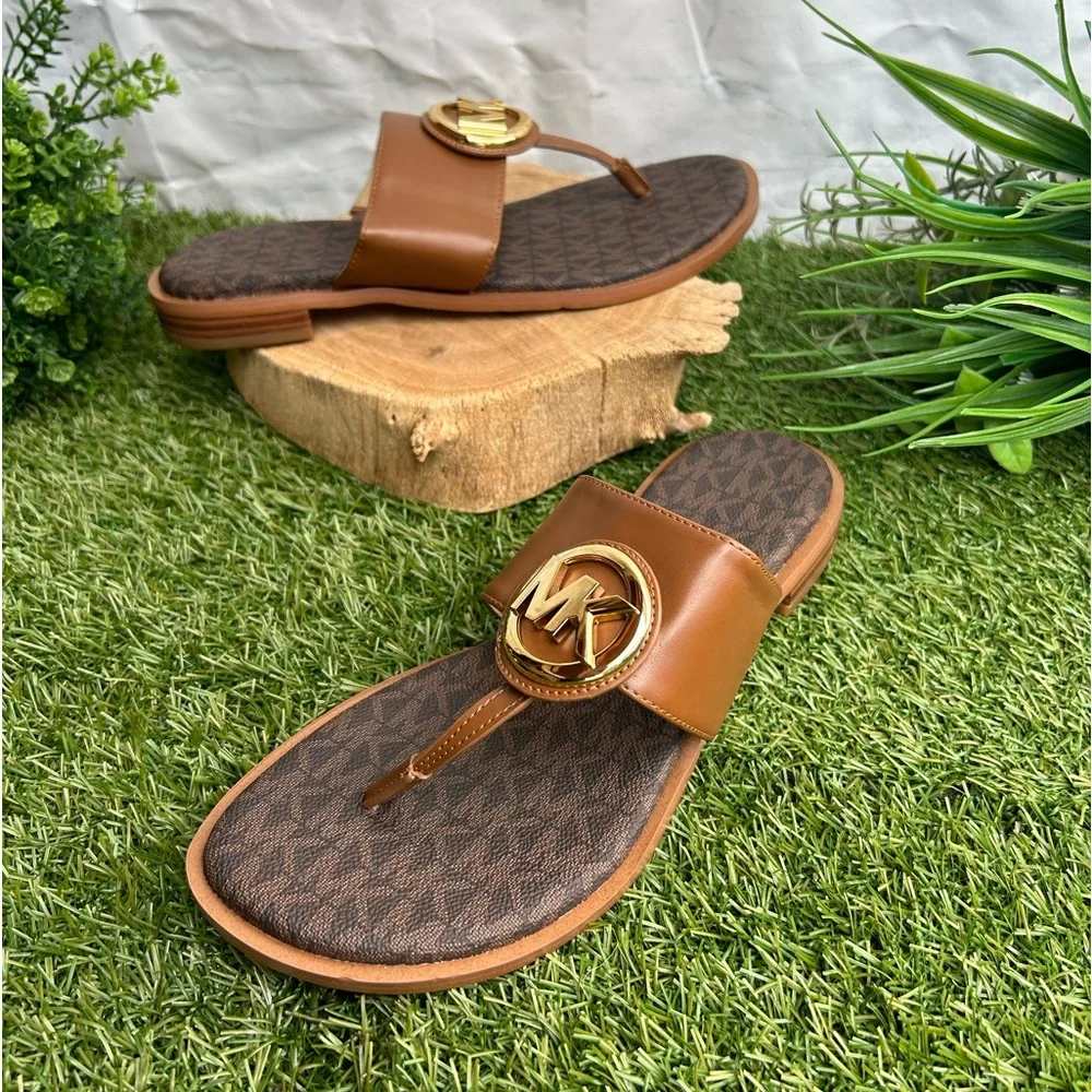 Michael Kors Kellan Thong Luggage 6.5 Brown Leather Sandals with Gold Buckle
